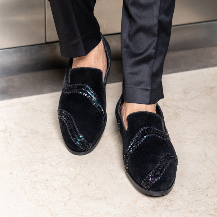 WAVE EMBROIDERED SLIP-ONS- BLACK