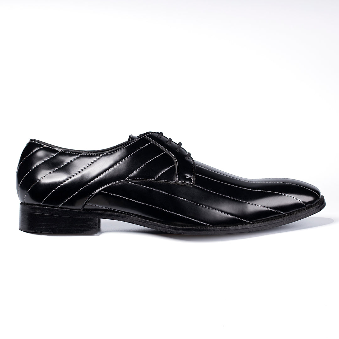 BLACK DERBY WITH THREAD DETAIL