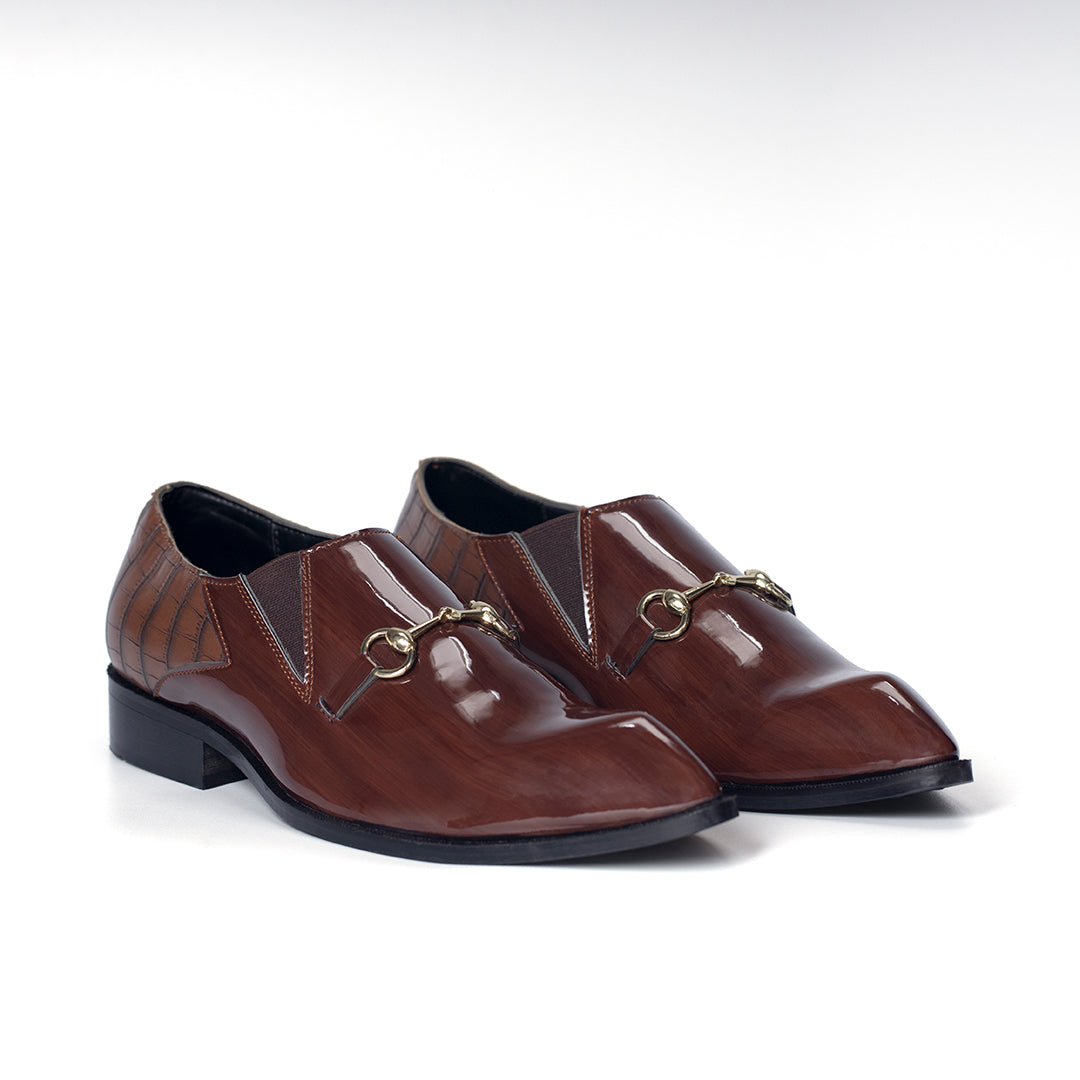 POINTED SLIP-ONS WITH BUCKLE- BROWN