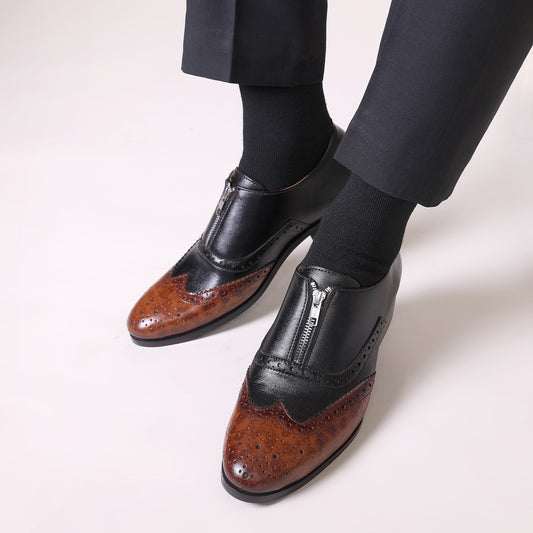 BROGUES WITH ZIP DETAIL