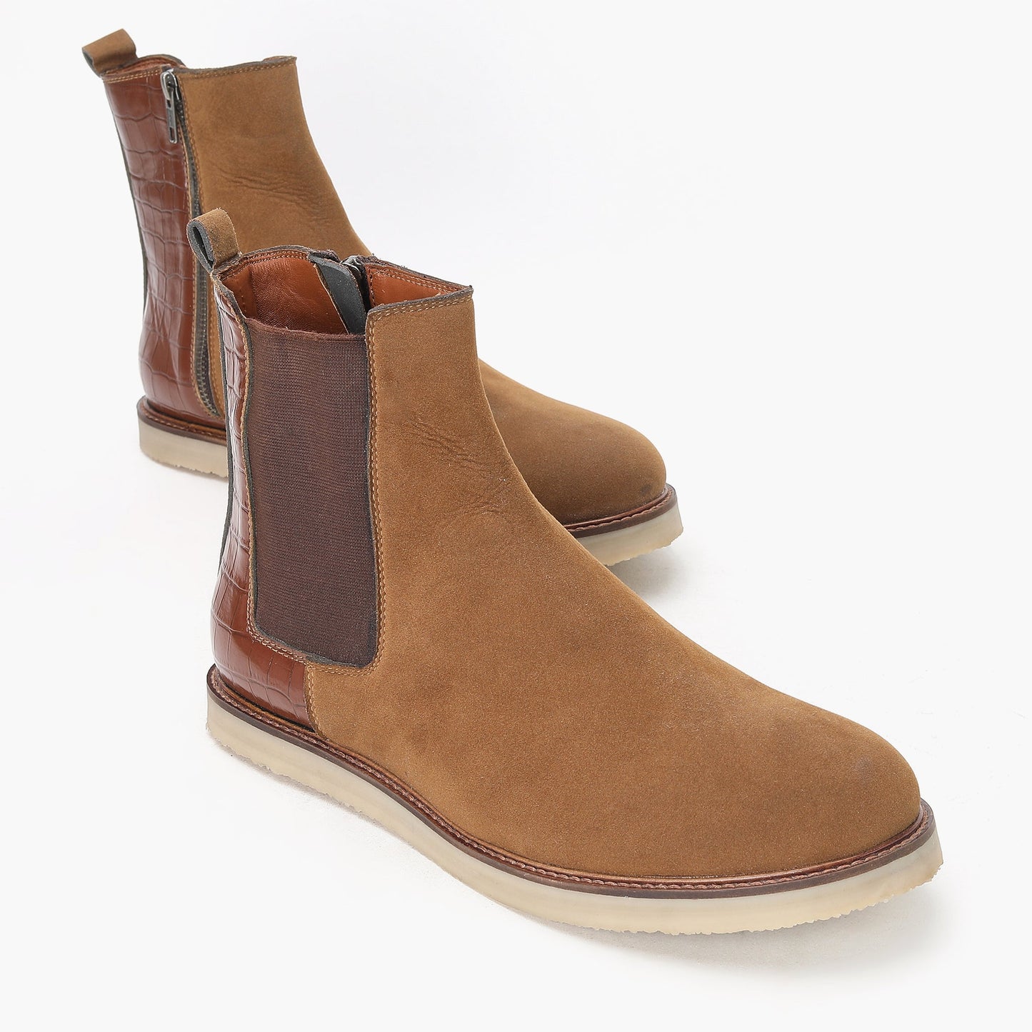 CHELSEA BOOTS