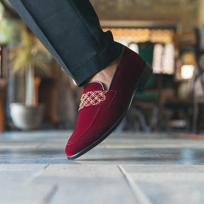 EMBROIDERY SLIP-ONS- MAROON