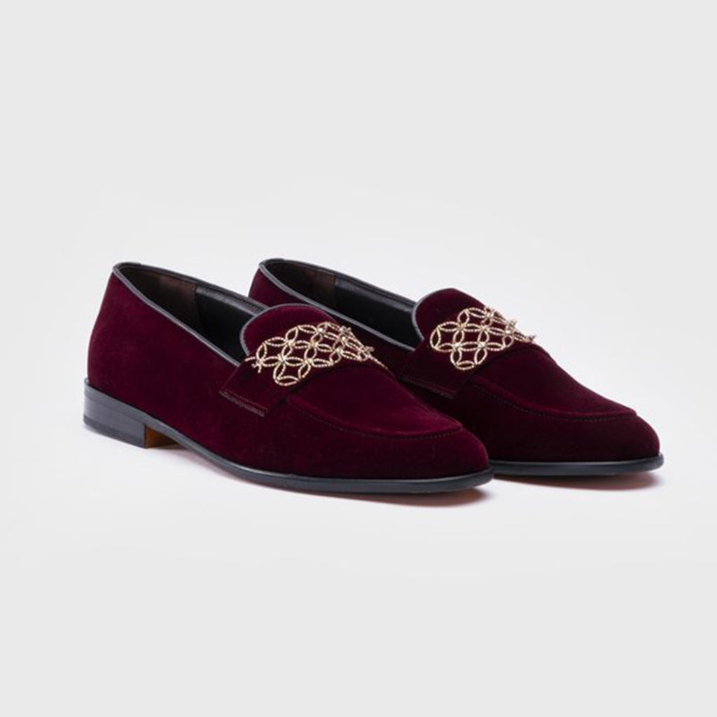 EMBROIDERY SLIP-ONS- MAROON